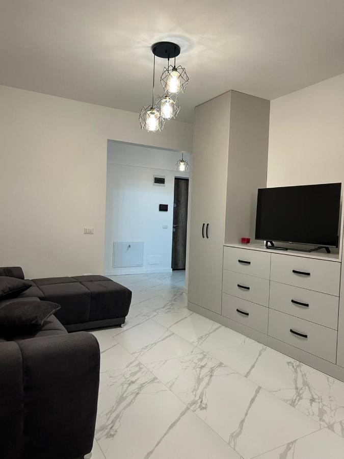 Luxury Studios Blvd. G. Enescu Suceava Exterior foto
